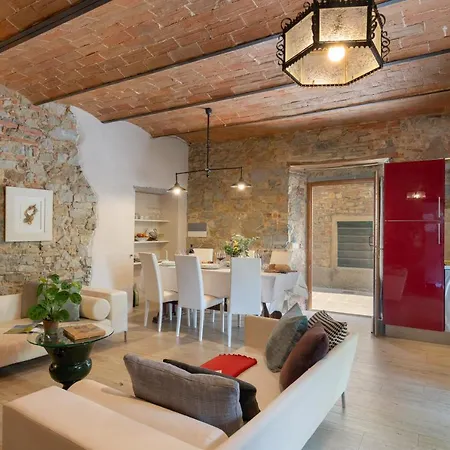 Fracassini فيلة Pergine Valdarno