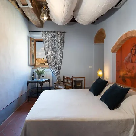 Fracassini فيلة Pergine Valdarno