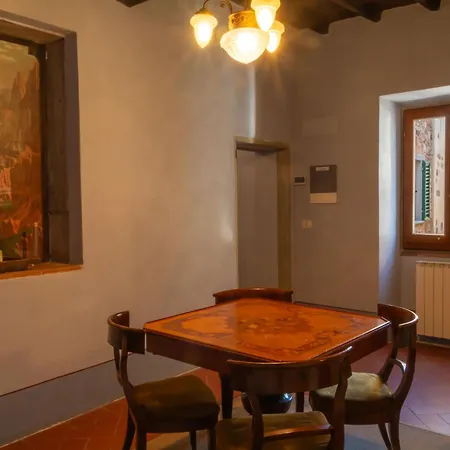 فيلة Fracassini Pergine Valdarno